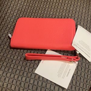 All About the Benjamin wallet with wristlet